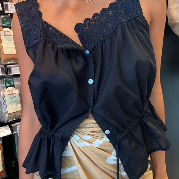 Laneway The Label Cotton Chemise in Noir - Picture 1 of 8